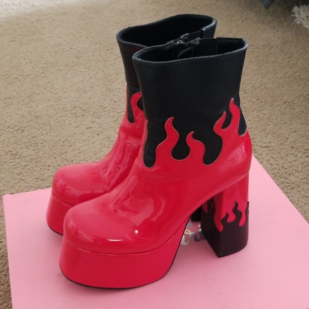 COPY - Boots